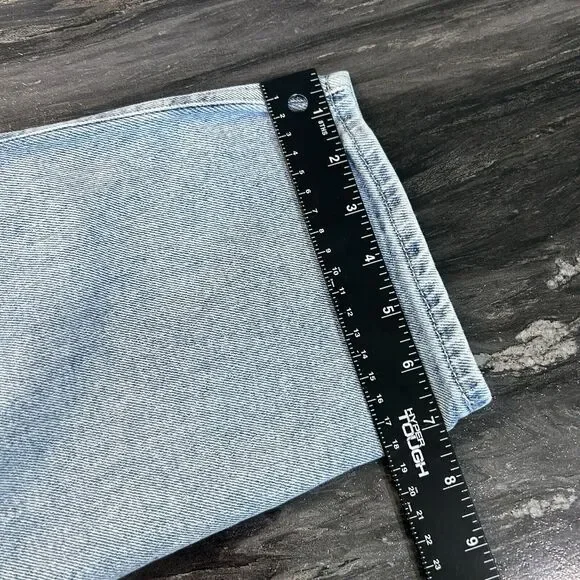 Hollister Curvy High-Rise Mom Jean 15R or 32x27 Light Wash Capri Stone Wash - Picture 13 of 15